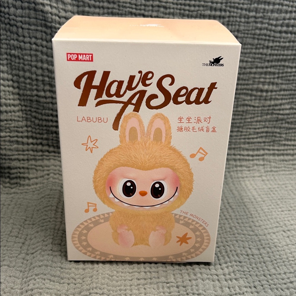 Pop Mart Labubu Have A Seat- QuQu - green NEW - Picture 4 of 5
